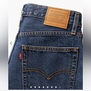 EUC Wonen’s Levi's Baggy Dad Jeans